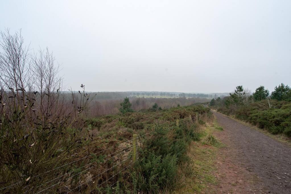 Sherwood Pines - Big Garden! Clipstone Buitenkant foto